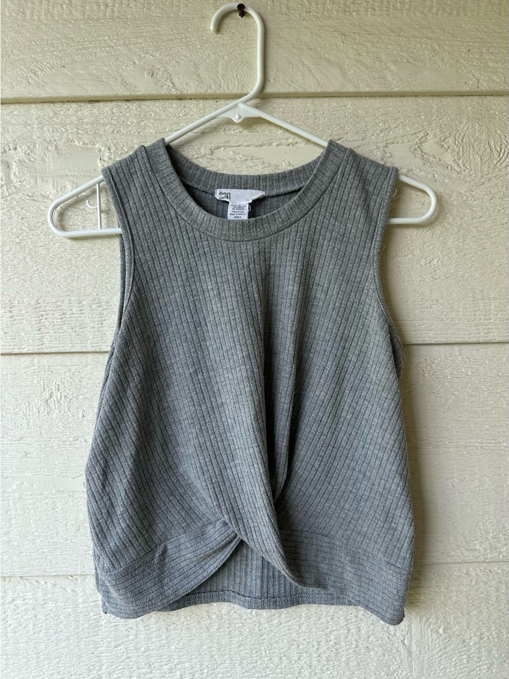 Gray ribbed twist-front tank top